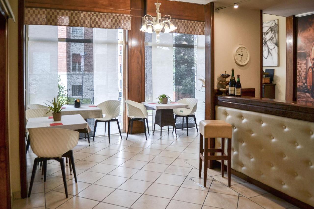 מאראנלו Hotel Domus מראה חיצוני תמונה