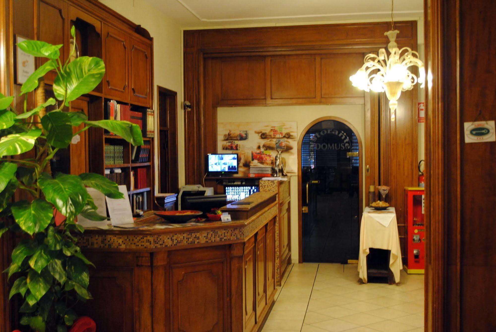 מאראנלו Hotel Domus מראה חיצוני תמונה