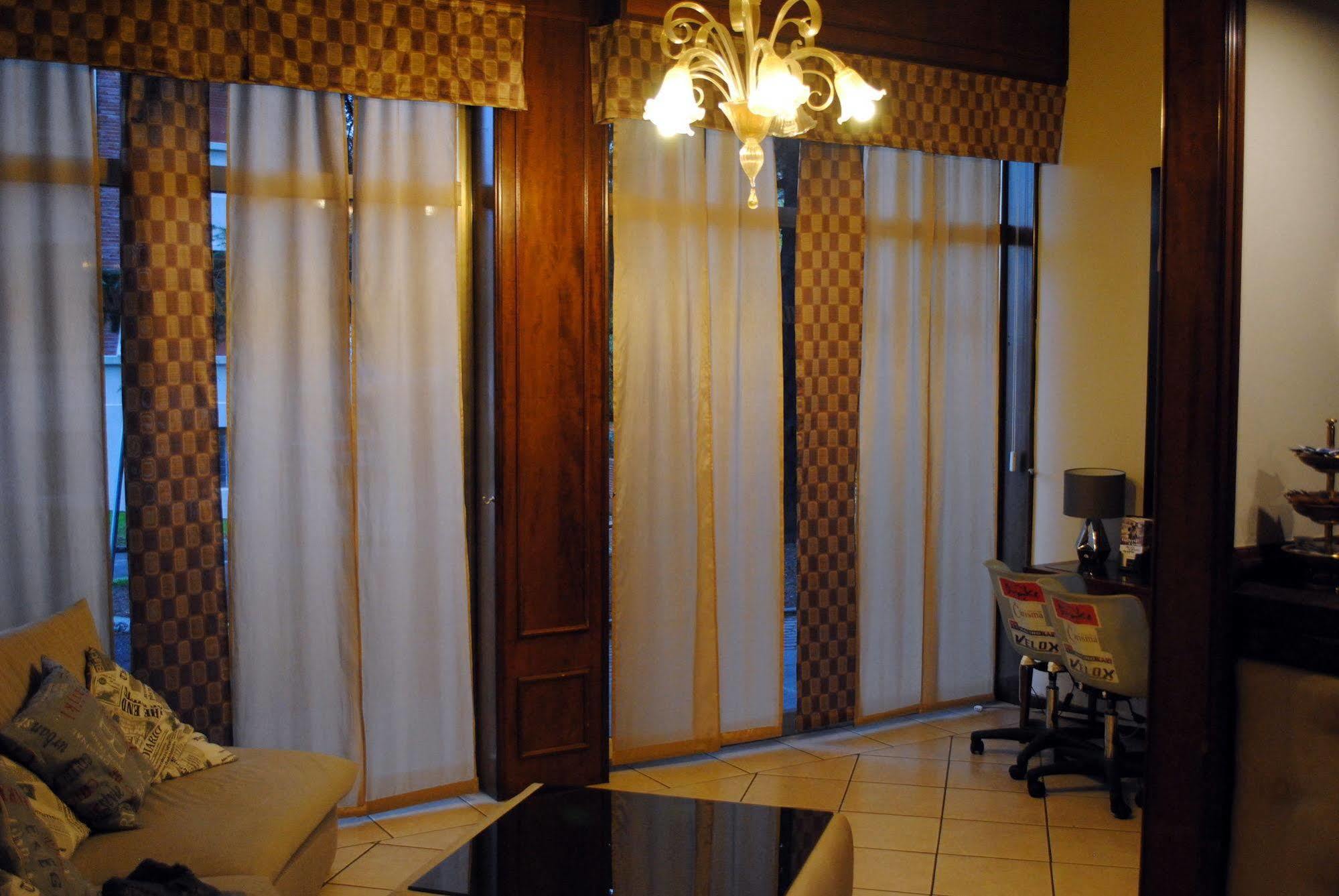 מאראנלו Hotel Domus מראה חיצוני תמונה